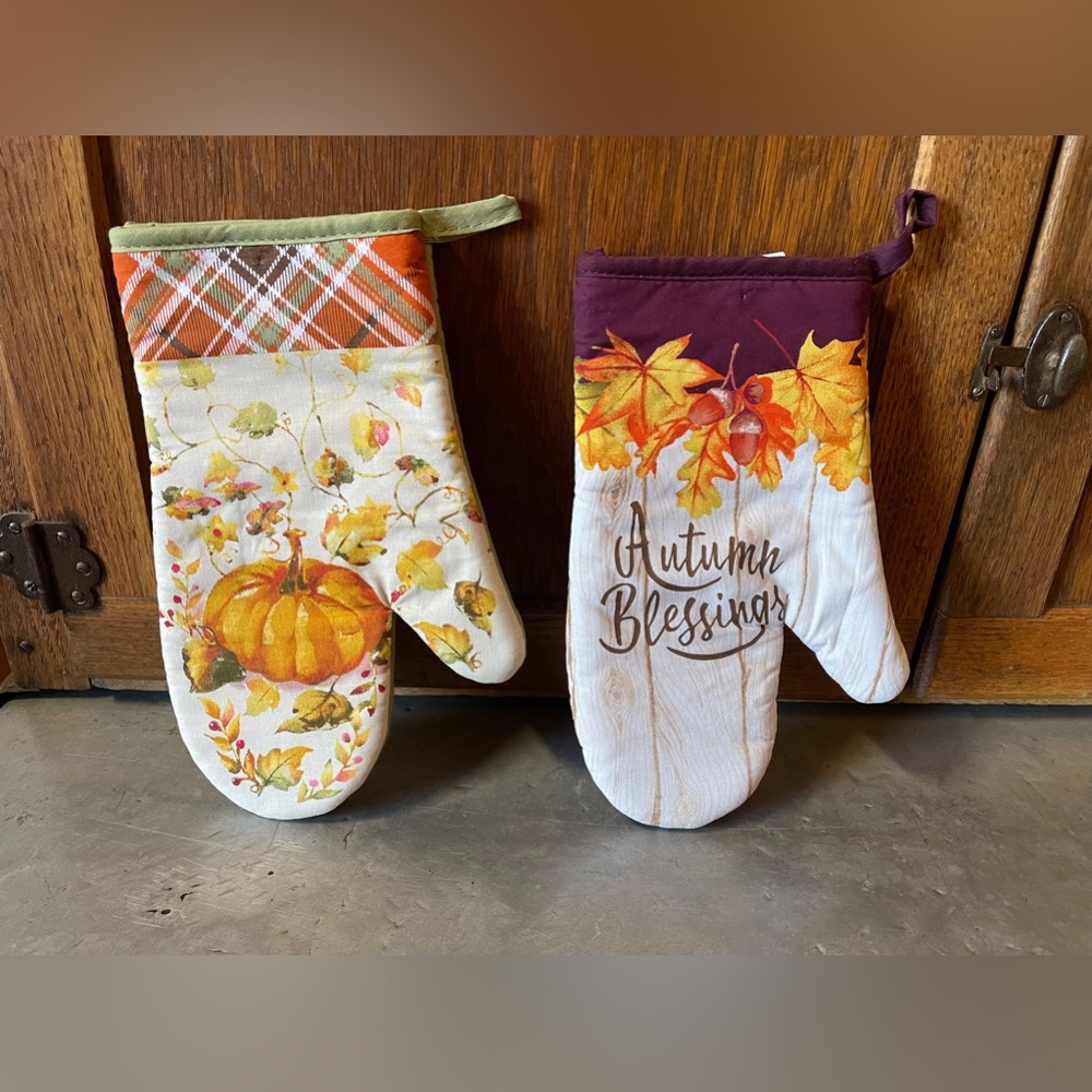 Fall Festive Oven Mittens (2ct mittens)